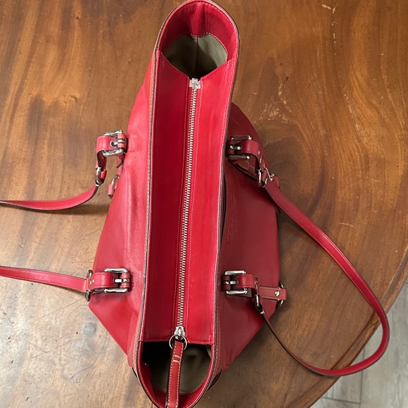 Coach Cherry Red Leather Tote 2010 East/West Gallery - Picture 4 of 16
